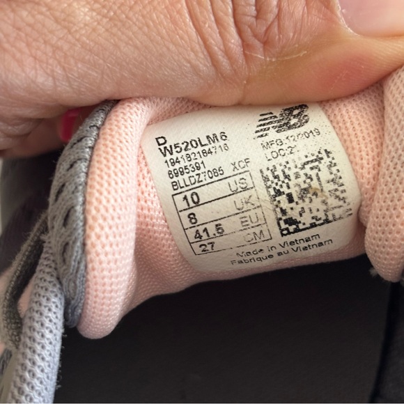 New Balance Gray/Pink Women 520 v6 Running Shoes W520LM6 - Picture 8 of 8